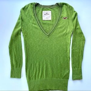 Hollister Long sleeve V-neck Sweater
